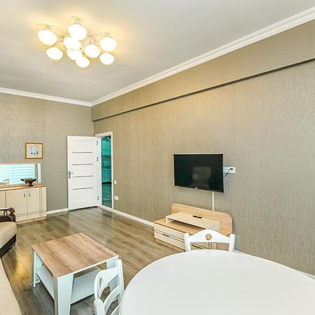 Luxury 2 Room Apartment In The Center Baky Esterno foto