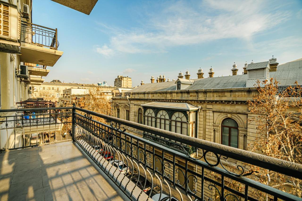 Luxury 2 Room Apartment In The Center Baky Esterno foto