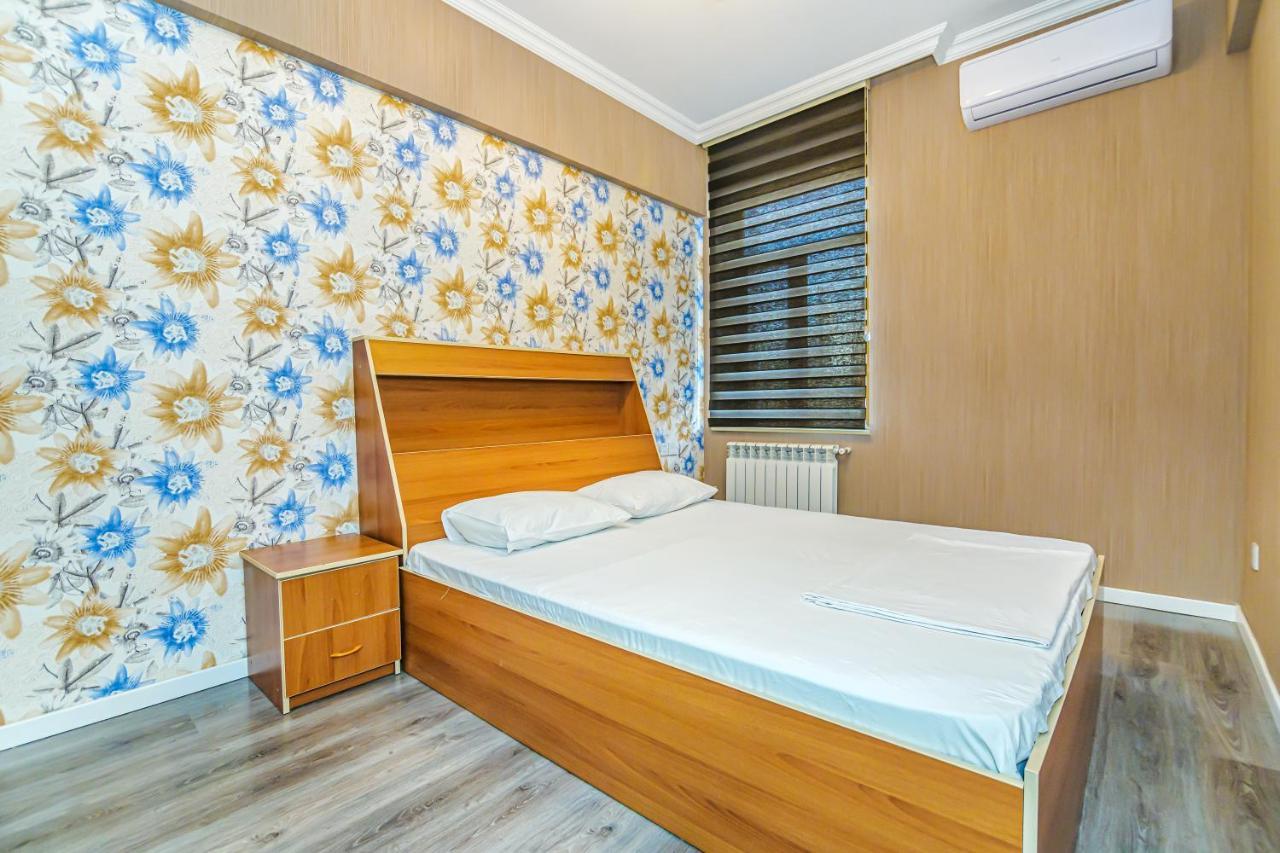 Luxury 2 Room Apartment In The Center Baky Esterno foto