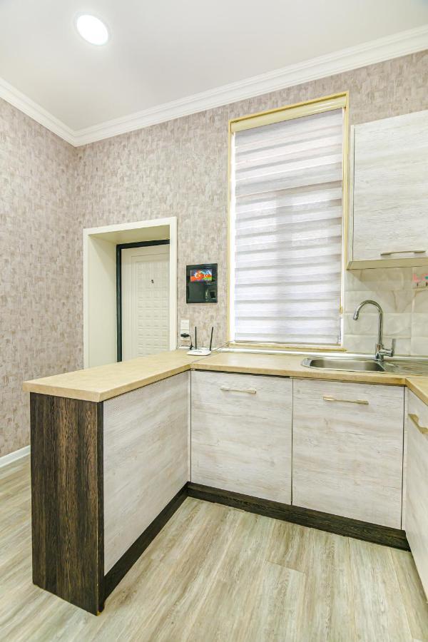 Luxury 2 Room Apartment In The Center Baky Esterno foto